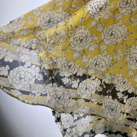 Womens Cabi Amelia‎ Gather V Neck Hi Lo Floral Top Tie Back S - Picture 8 of 10